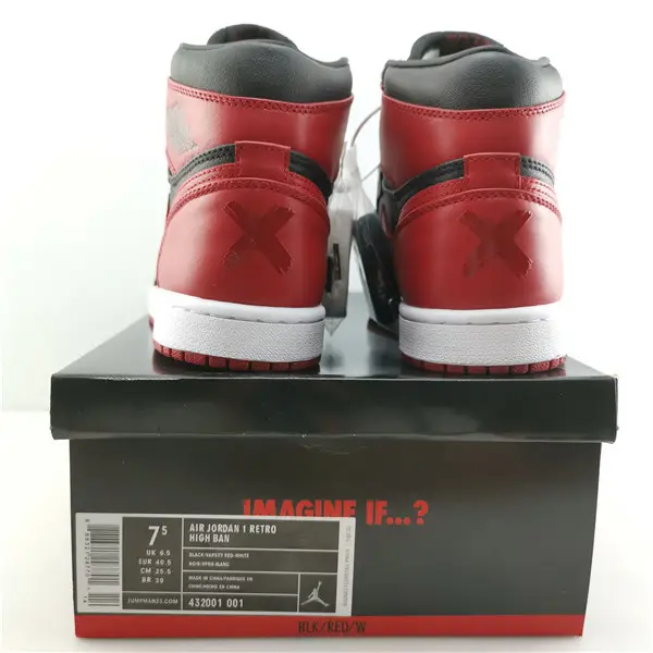 AIR JORDAN 1 RETRO HIGH BAN 