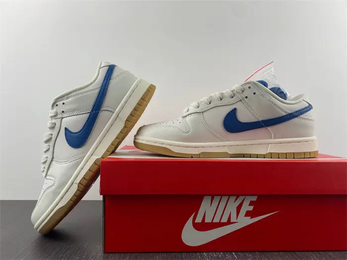 Nike Dunk Low SE Sail Dark Marina Blue 