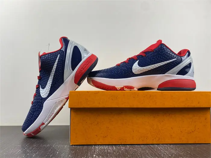 NIKE Zoom Kobe 
