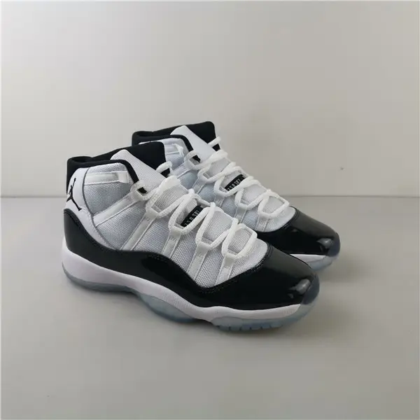 Jordan 11 Retro Concord 