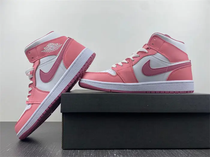Jordan 1 Mid Valentine's Day 