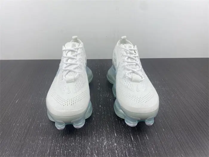 Nike Air Max Scorpion FK White Football Grey 