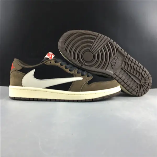 Jordan 1 Retro Low OG SP Travis Scott 