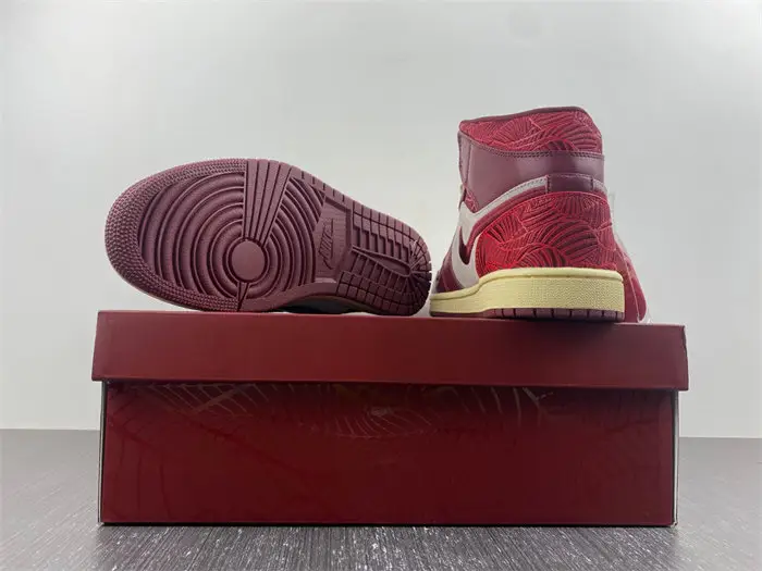 Jordan 1 Mid SE Tiki Leaf Team Red 