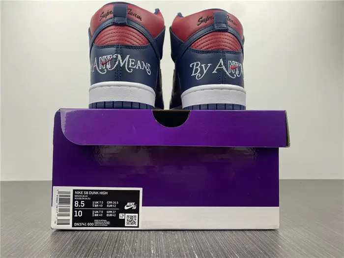 Supreme × Nike SB Dunk High 