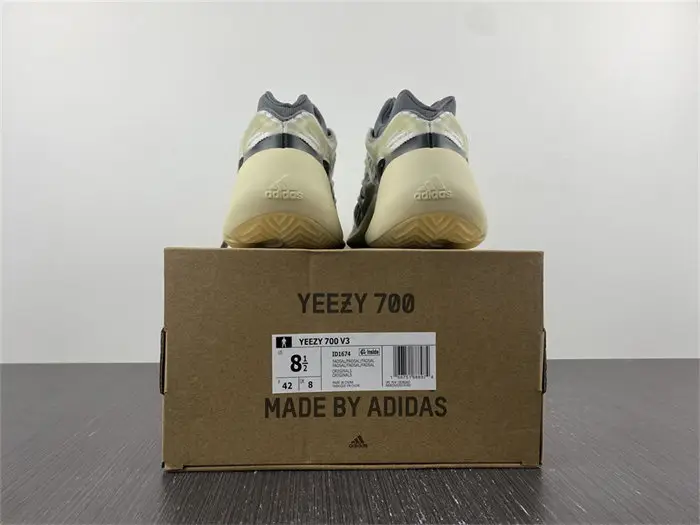 adidas Yeezy 700 V3 Fade Salt 