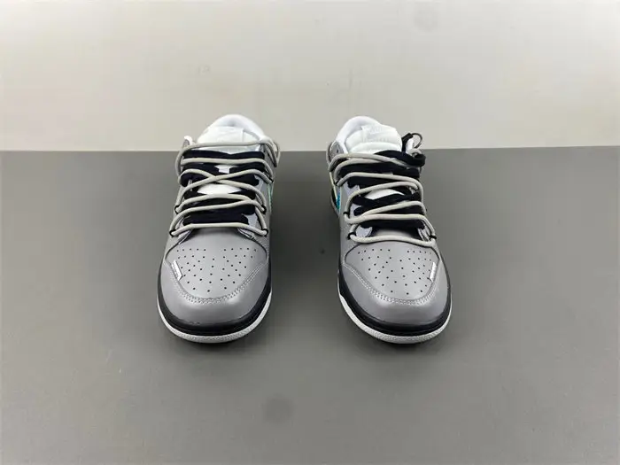 Nike Dunk LOW   DV0831-101 