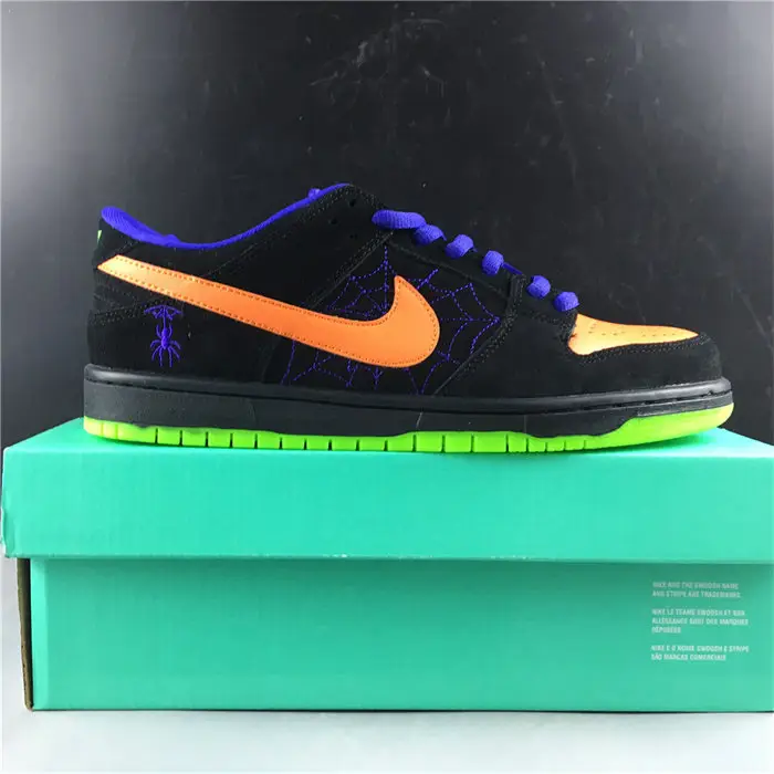 NIKE SB DUNK LOW NIGHT OF MISCHIEF 