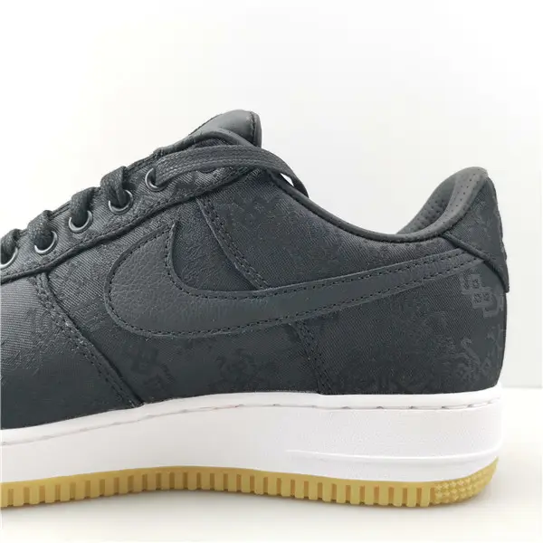 FRAGMENT CLOT NIKE AIR FORCE 1 PREMIUM RELEASE 