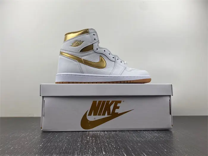Jordan 1 Retro High OG Metallic Gold 