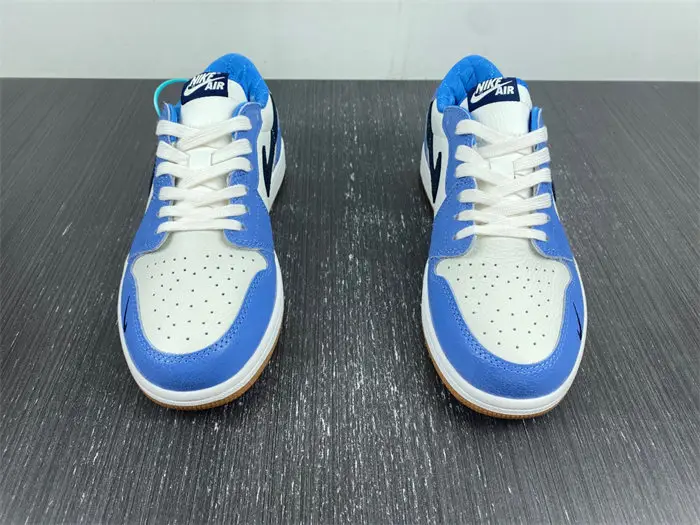 Air Jordan 1 Low 