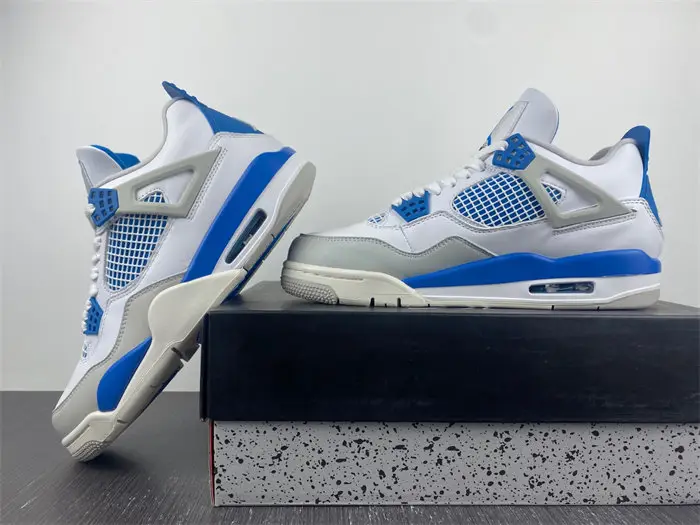 Jordan 4 Retro Military Blue 