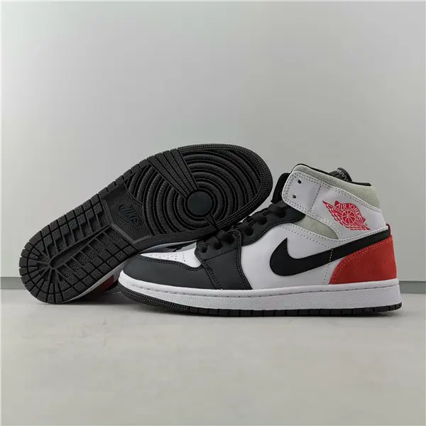 AIR JORDAN 1MID SE 'RED BLACK TOE ' 