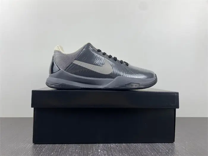 Nike Zoom Kobe 5 'Aston Martin' 