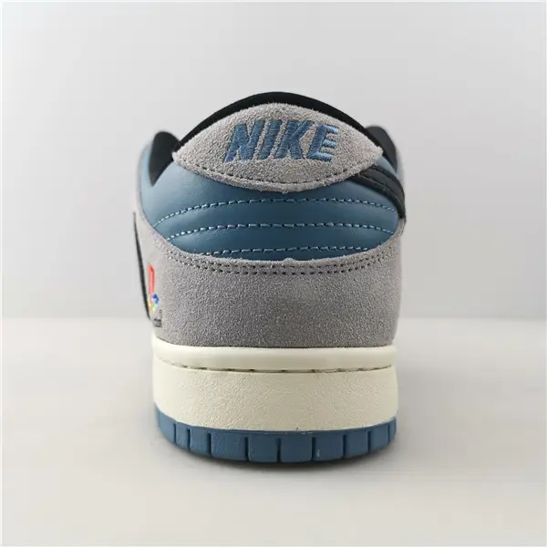 NIKE DUNK LOW TRAVIS SCOTT X 