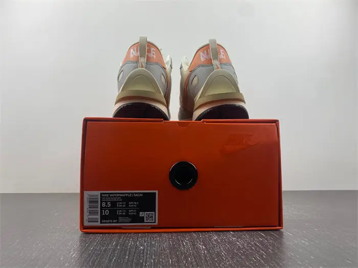 Sacai x VaporWaffle 