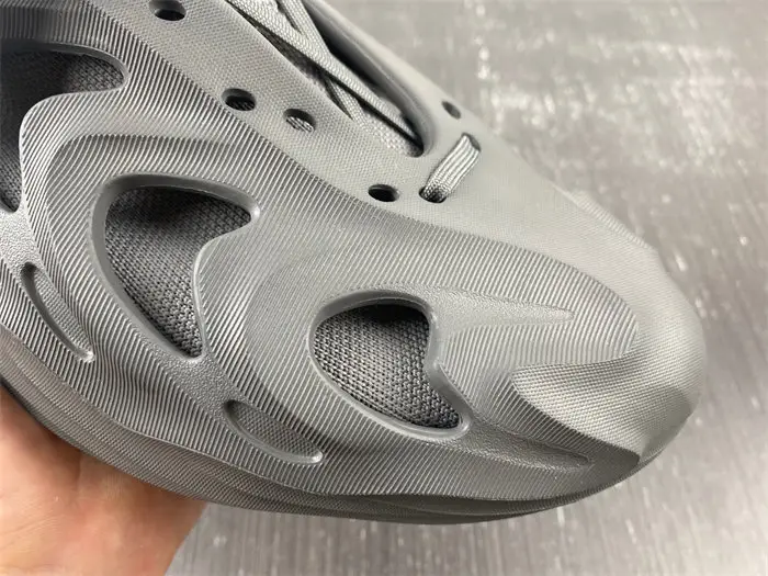 adidas adiFOM Q 