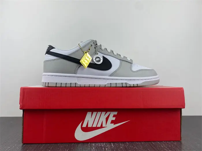 Nike Dunk Low SE Lottery Pack Grey Fog 