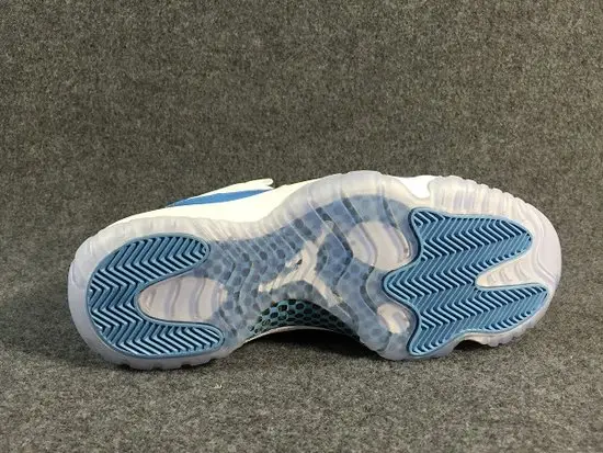 Air Jordan 11 Retro Low 'University Blue' 