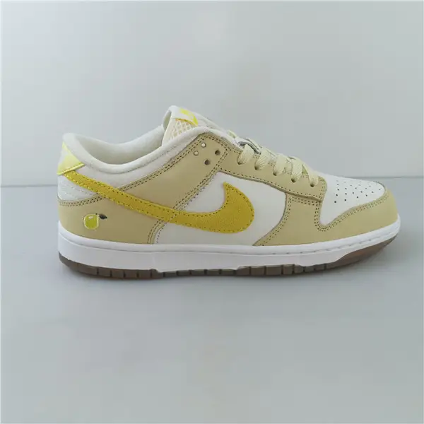 Nike Dunk Low Lemon Drop (W) 