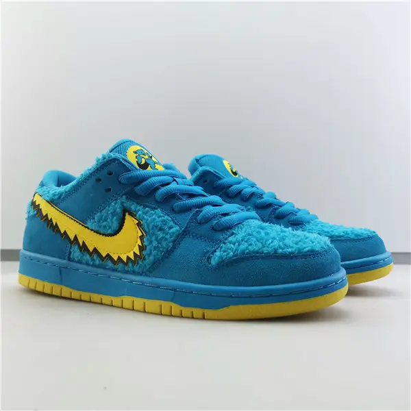 GRATEFUL DEAD X NIKE SB DUNK LOW 