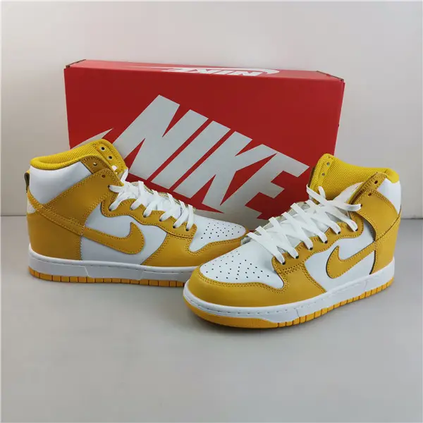 Nike Dunk High Dark Sulfur (W) 