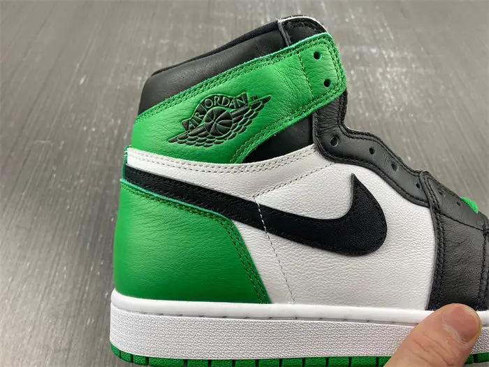 Jordan 1 Retro High OG Lucky Green 