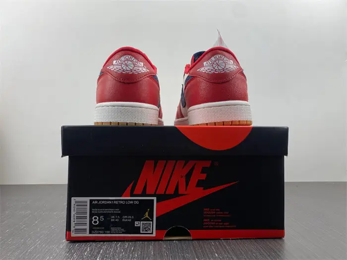 AIR JORDAN 1 LOW 