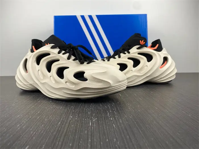adidas adiFOM Q Wonder White Core Black  EEFA1104
