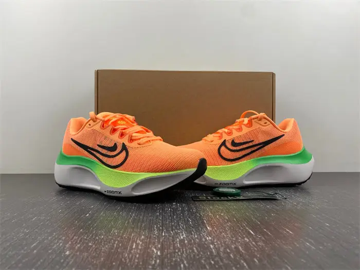 Nike Zoom Fly 5 Total Orange Ghost Green  EAFA800