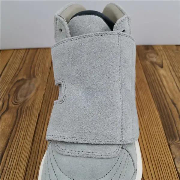 Season 6 MID FOG with buckskin nylon Velcro cream-white 