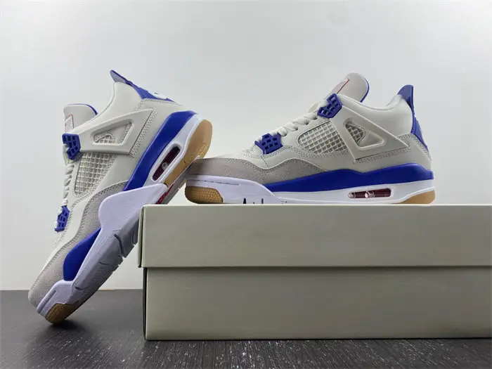 Jordan 4 Retro SB 
