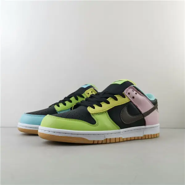 Nike Dunk Low LE Oil Green Multi Camo 