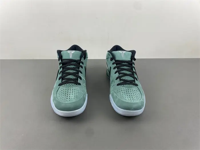 Nike Kobe 4 Protro 