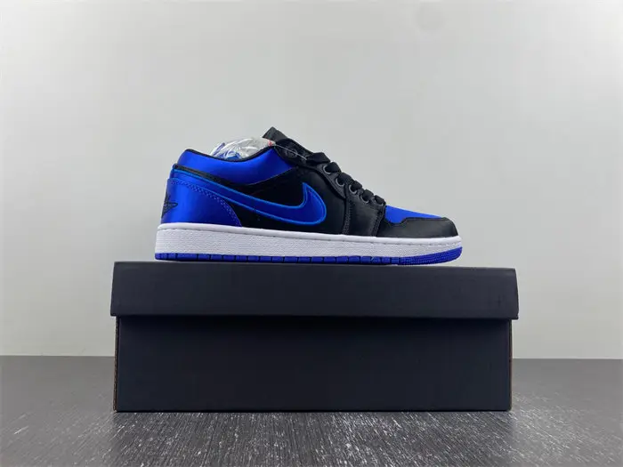 Air Jordan 1 Low 