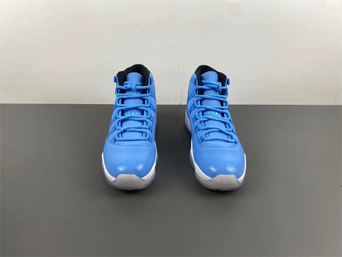 Air Jordan 11 
