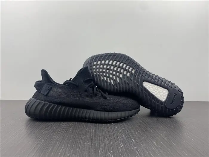 adidas Yeezy Boost 350 V2 Onyx 