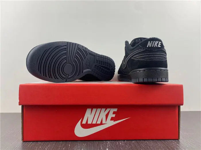 Nike Dunk Black 