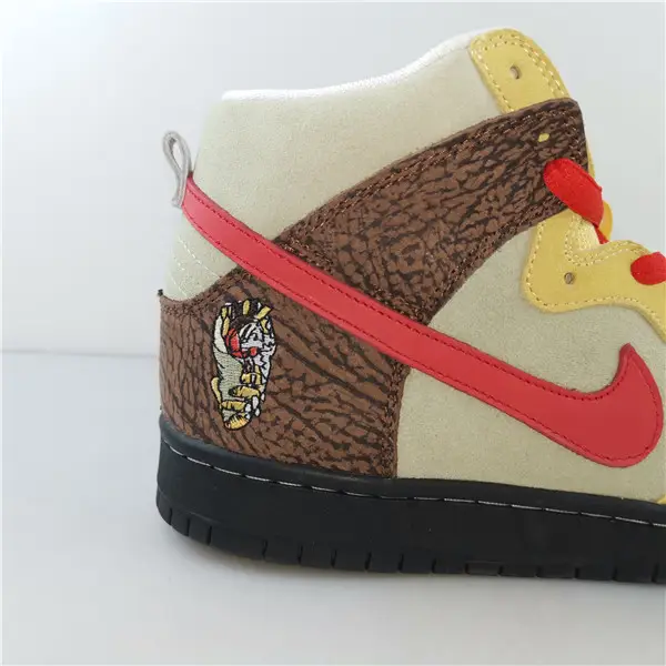Nike SB Dunk High Color Skates Kebab and Destroy 