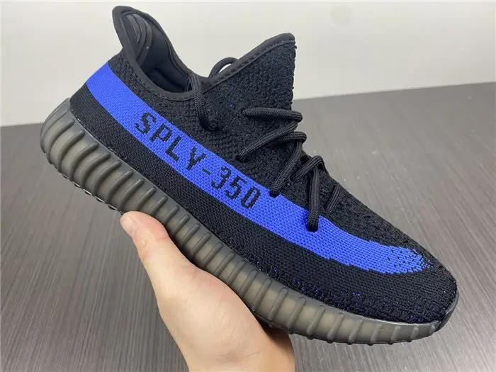 Yeezy 350 Boost V2 