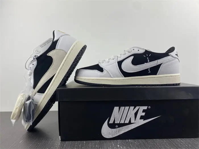 Travis Scott x Air Jordan 1 