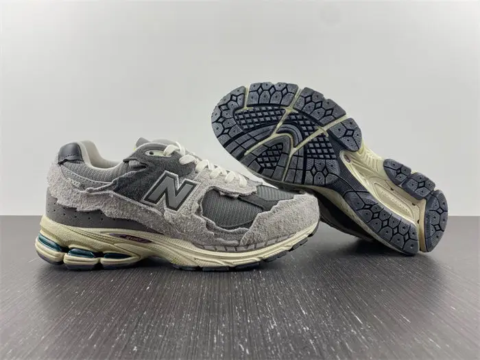 New Balance 2002R Protection Pack Rain Cloud 