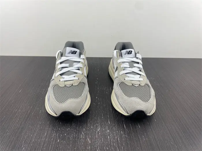 New Balance 57 40 Grey Day 