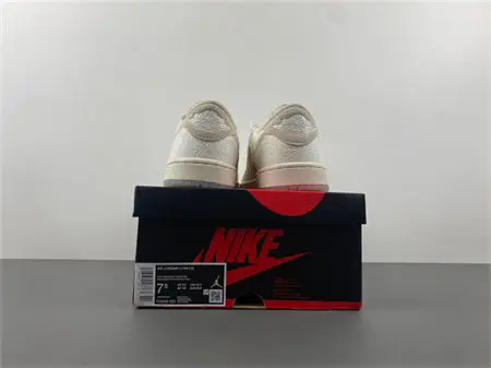 Air Jordan 1 Low PE 