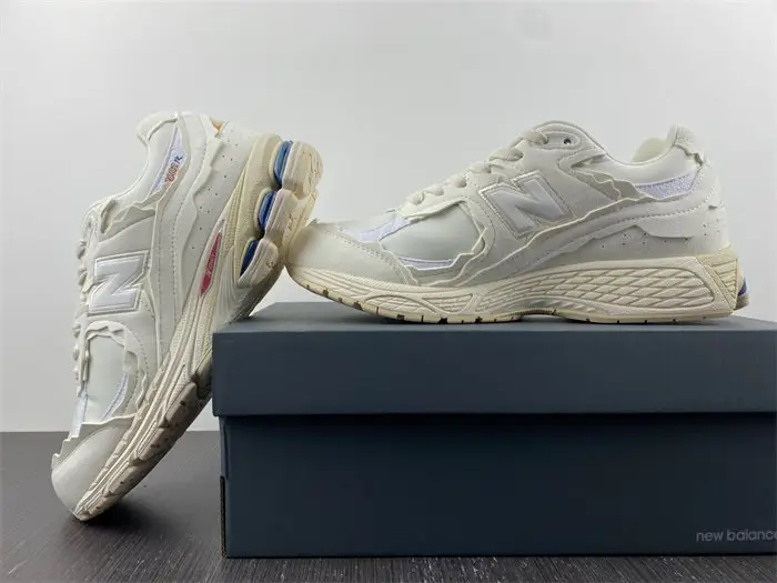 New Balance 2002R Protection Pack Sea Salt 