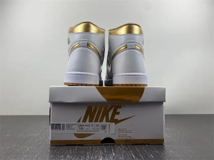 Jordan 1 Retro High OG Metallic Gold 