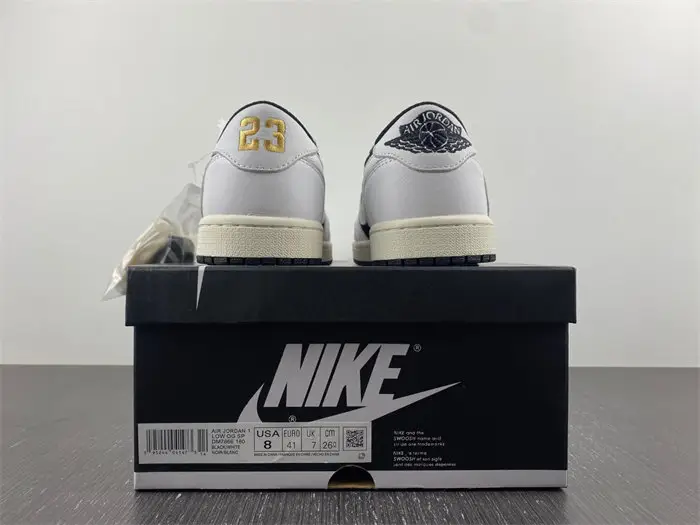 Travis Scott x Air Jordan 1 