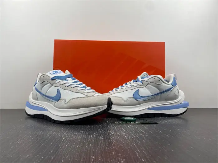 Sacai x VaporWaffle 