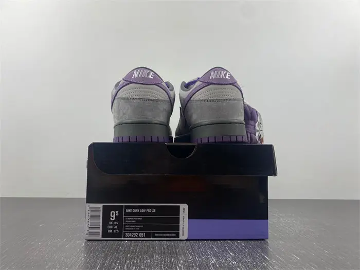 Dunk SB Low Purple Pigeon 