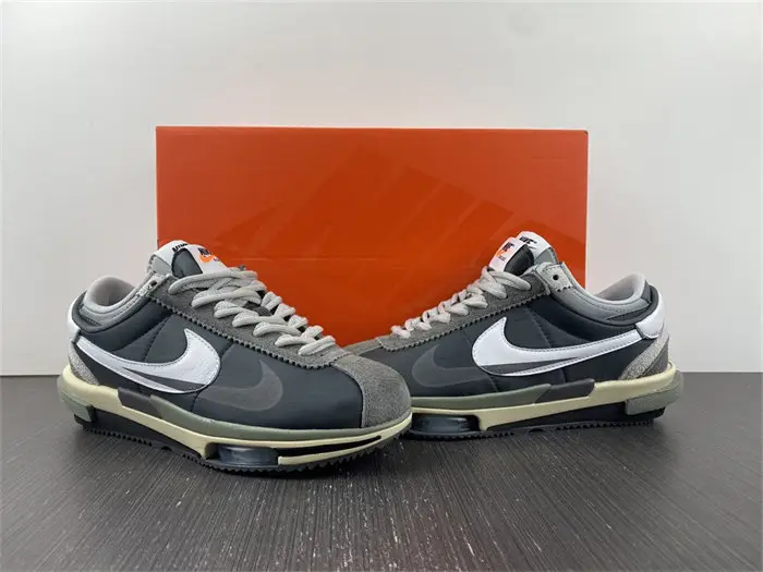 Nike Zoom Cortez SP sacai Grey  BBDA208